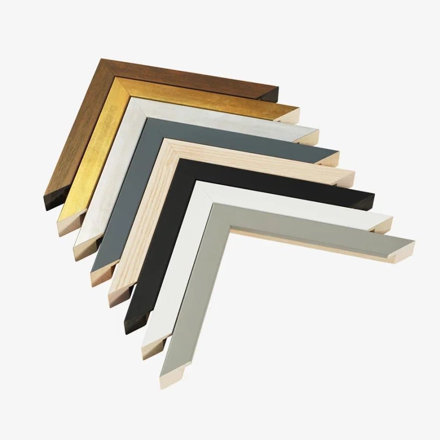 The actual solid-wood frame finishes available for Petus portraits